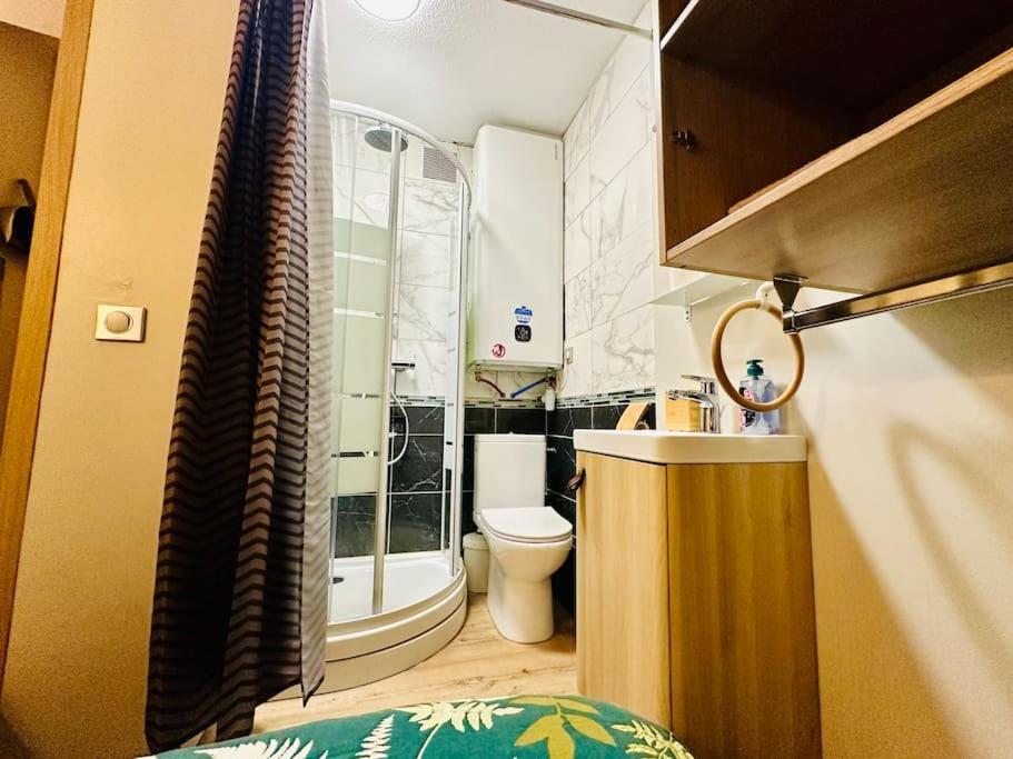 Fonctionnel - 2 Chambres - Bien Situe A 300M De La Plage - Parking Prive De Juin A Sept 카네트 외부 사진